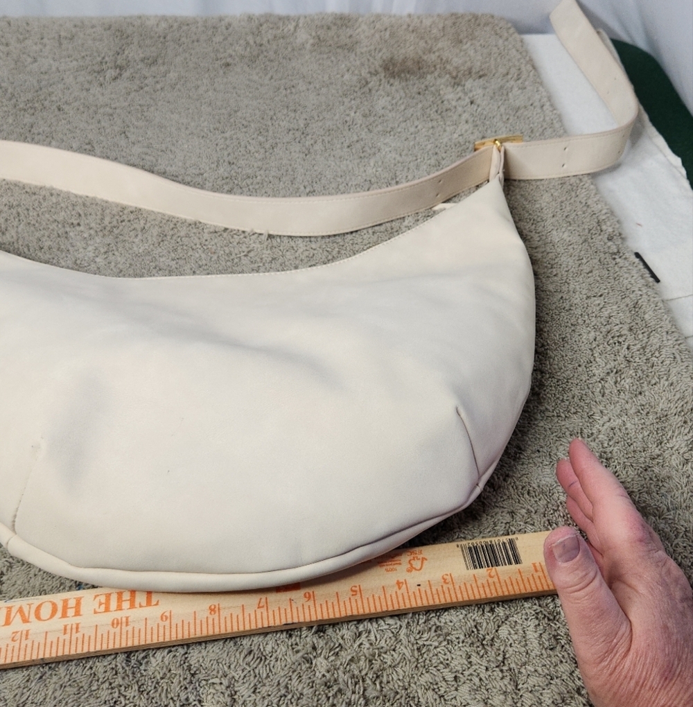 Slouchy Crescent Sling Handbag - Universal Thread Cream - Picture 5 of 10